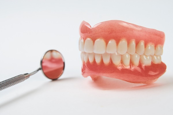 Poor Denture Care Habits To Avoid